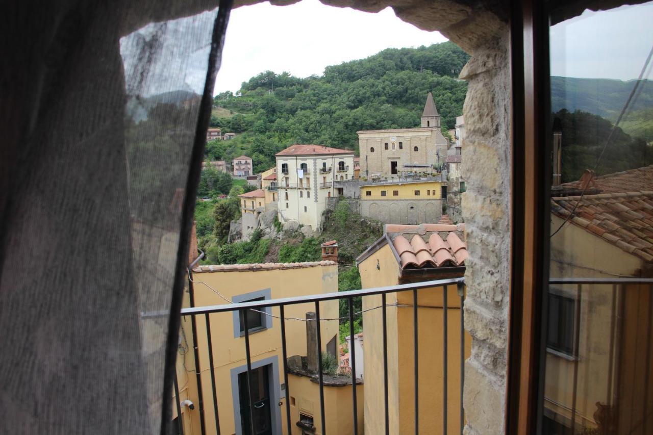 Casa Vacanze Sud E Magia 카스텔메자노 외부 사진