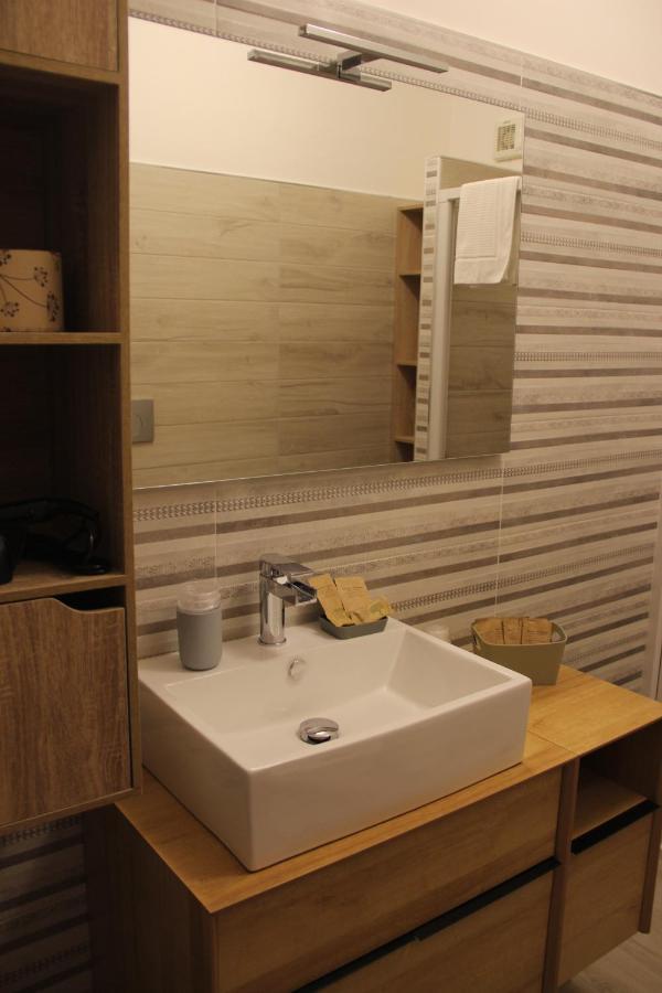 Casa Vacanze Sud E Magia 카스텔메자노 외부 사진