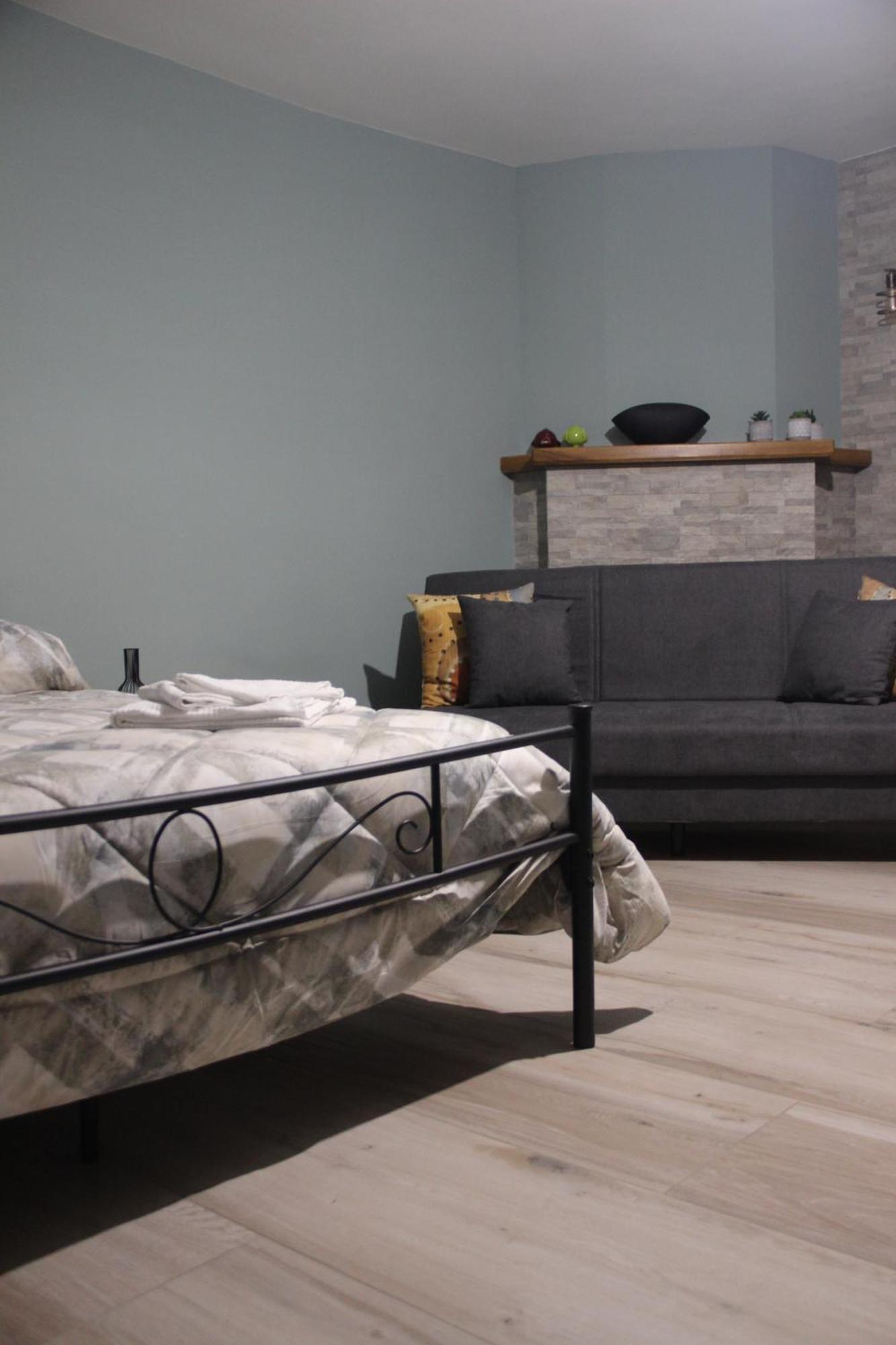 Casa Vacanze Sud E Magia 카스텔메자노 외부 사진