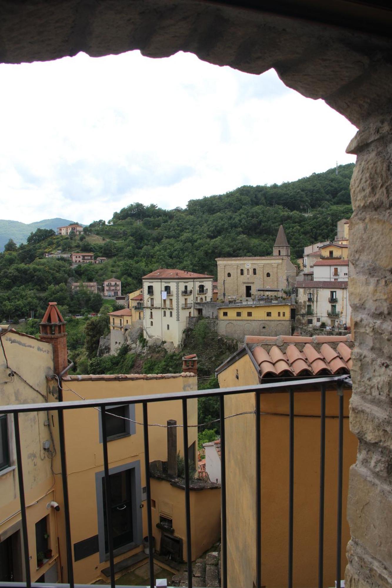Casa Vacanze Sud E Magia 카스텔메자노 외부 사진